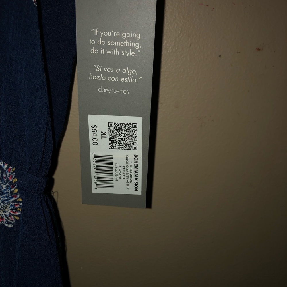 Dress - Picture 2 of 3